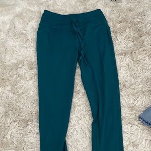 teal capri pants